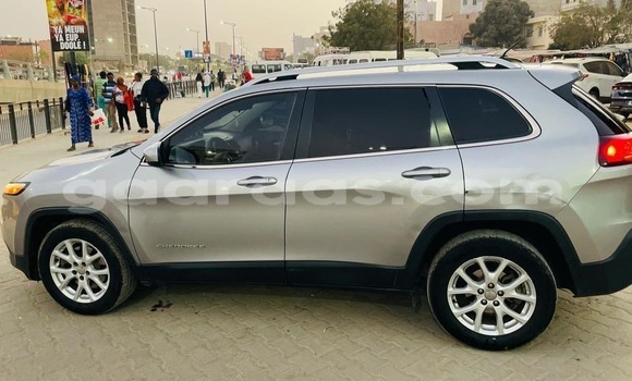 Acheter Occasion Voiture Jeep Cherokee Gris à Dakar, Dakar Acheter Occasion Voiture Jeep Cherokee Gris à Dakar, Dakar