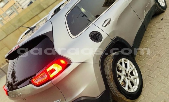 Acheter Occasion Voiture Jeep Cherokee Gris à Dakar, Dakar Acheter Occasion Voiture Jeep Cherokee Gris à Dakar, Dakar