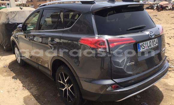 Buy Import Toyota RAV4 Silver Car in Dakar in Dakar Buy Import Toyota RAV4 Silver Car in Dakar in Dakar