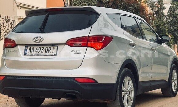 Buy Used Hyundai Santa Fe Silver Car in Dakar in Dakar Buy Used Hyundai Santa Fe Silver Car in Dakar in Dakar