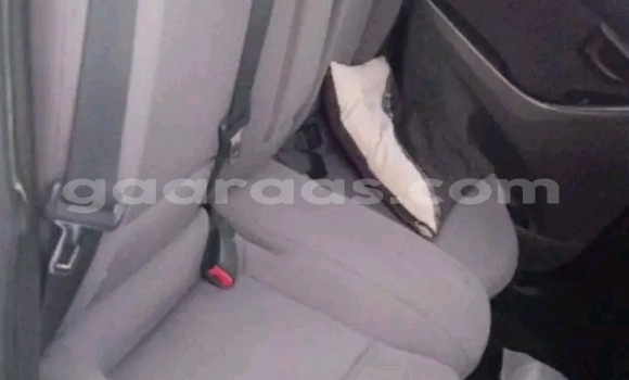 Buy Used Hyundai Elantra Blanc Car in Dakar in Dakar Buy Used Hyundai Elantra Blanc Car in Dakar in Dakar