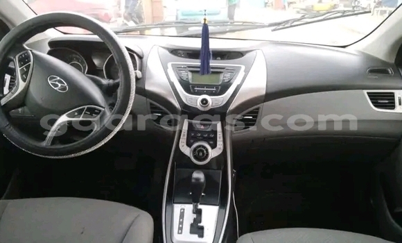 Buy Used Hyundai Elantra Blanc Car in Dakar in Dakar Buy Used Hyundai Elantra Blanc Car in Dakar in Dakar