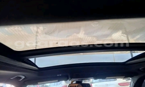 Dieundeu Occasion BMW X3 White Auto in Dakar in Dakar Dieundeu Occasion BMW X3 White Auto in Dakar in Dakar