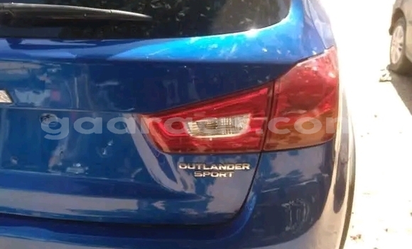 Buy Used Mitsubishi Outlander Blue Car in Dakar in Dakar Buy Used Mitsubishi Outlander Blue Car in Dakar in Dakar