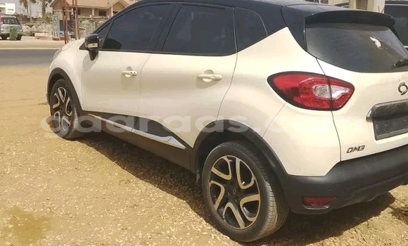 Dieundeu Occasion Renault ZOE White Auto in Dakar in Dakar Dieundeu Occasion Renault ZOE White Auto in Dakar in Dakar