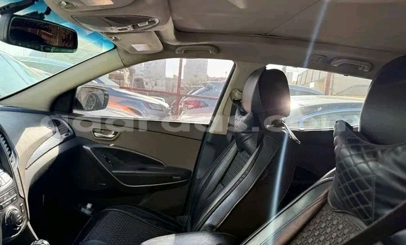 Dieundeu Occasion Hyundai Santa Fe Blanc Auto in Dakar in Dakar Dieundeu Occasion Hyundai Santa Fe Blanc Auto in Dakar in Dakar