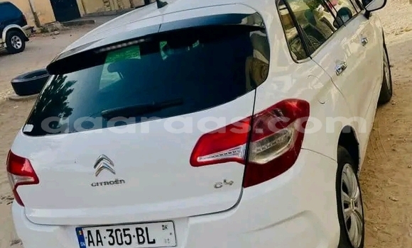 Dieundeu Occasion Citroen C4 White Auto in Dakar in Dakar Dieundeu Occasion Citroen C4 White Auto in Dakar in Dakar