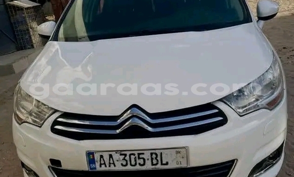 Dieundeu Occasion Citroen C4 White Auto in Dakar in Dakar Dieundeu Occasion Citroen C4 White Auto in Dakar in Dakar