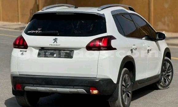 Dieundeu Occasion Peugeot 2008 Blanc Auto in Dakar in Dakar Dieundeu Occasion Peugeot 2008 Blanc Auto in Dakar in Dakar