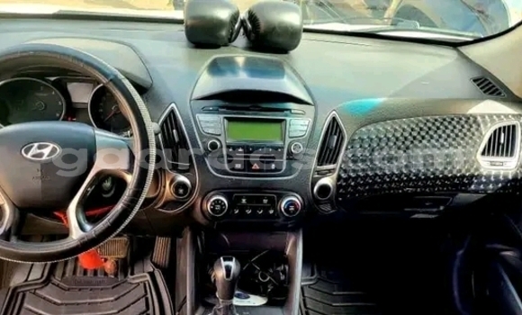 Dieundeu Occasion Hyundai Tucson White Auto in Dakar in Dakar Dieundeu Occasion Hyundai Tucson White Auto in Dakar in Dakar