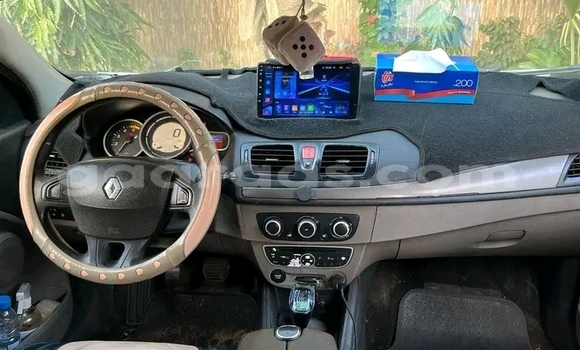 Dieundeu Occasion Renault Megane White Auto in Dakar in Dakar Dieundeu Occasion Renault Megane White Auto in Dakar in Dakar