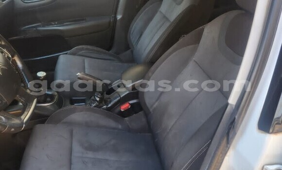 Buy Used Citroen C4 White Car in Dakar in Dakar Buy Used Citroen C4 White Car in Dakar in Dakar