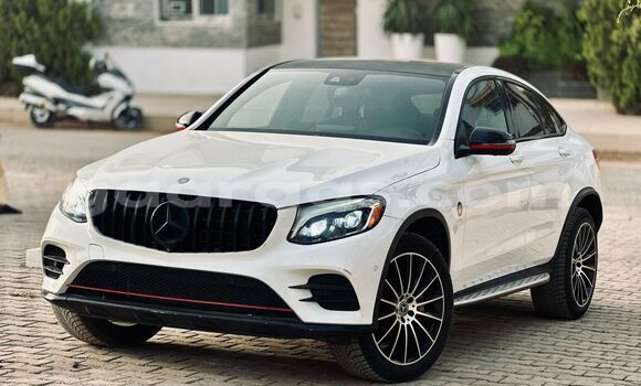 Acheter Occasion Voiture Mercedes‒Benz GLC Blanc à Dakar, Dakar Acheter Occasion Voiture Mercedes‒Benz GLC Blanc à Dakar, Dakar