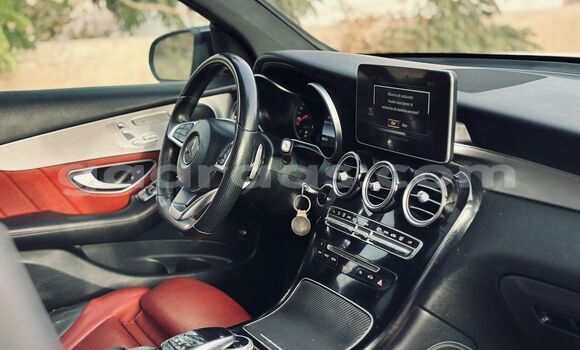 Acheter Occasion Voiture Mercedes‒Benz GLC Blanc à Dakar, Dakar Acheter Occasion Voiture Mercedes‒Benz GLC Blanc à Dakar, Dakar