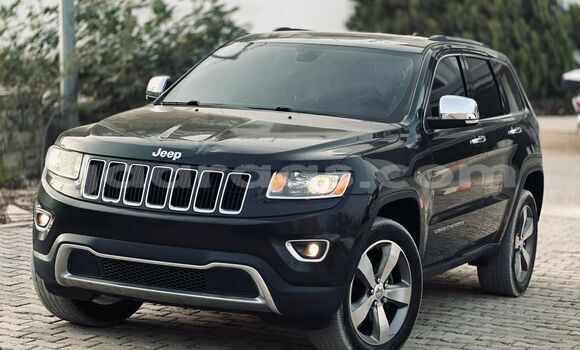 Dieundeu Occasion Jeep Grand Cherokee Black Auto in Dakar in Dakar Dieundeu Occasion Jeep Grand Cherokee Black Auto in Dakar in Dakar