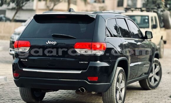 Dieundeu Occasion Jeep Grand Cherokee Black Auto in Dakar in Dakar Dieundeu Occasion Jeep Grand Cherokee Black Auto in Dakar in Dakar