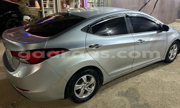 Buy Used Hyundai Elantra Silver Car in Dakar in Dakar Buy Used Hyundai Elantra Silver Car in Dakar in Dakar