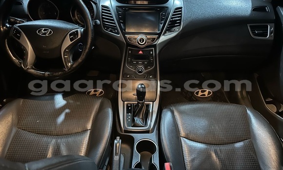 Buy Used Hyundai Elantra Silver Car in Dakar in Dakar Buy Used Hyundai Elantra Silver Car in Dakar in Dakar