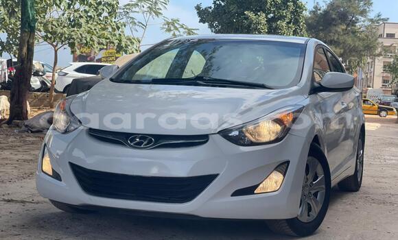 Buy Used Hyundai Elantra Blanc Car in Ain sebaa in Casablanca Buy Used Hyundai Elantra Blanc Car in Ain sebaa in Casablanca