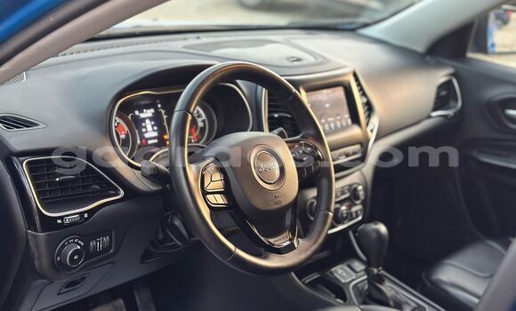 Buy Used Jeep Cherokee Blue Car in Dakar in Dakar Buy Used Jeep Cherokee Blue Car in Dakar in Dakar