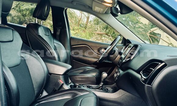 Buy Used Jeep Cherokee Blue Car in Dakar in Dakar Buy Used Jeep Cherokee Blue Car in Dakar in Dakar