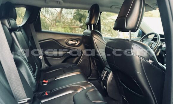 Buy Used Jeep Cherokee Blue Car in Dakar in Dakar Buy Used Jeep Cherokee Blue Car in Dakar in Dakar