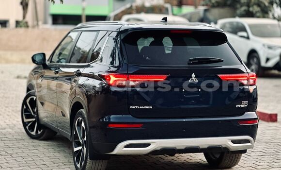 Dieundeu Occasion Mitsubishi Outlander Black Auto in Dakar in Dakar Dieundeu Occasion Mitsubishi Outlander Black Auto in Dakar in Dakar