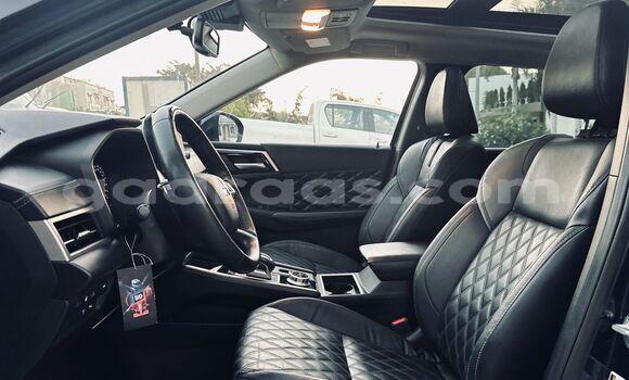 Dieundeu Occasion Mitsubishi Outlander Black Auto in Dakar in Dakar Dieundeu Occasion Mitsubishi Outlander Black Auto in Dakar in Dakar
