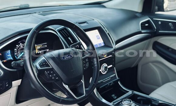 Acheter Occasion Voiture Ford Edge Gris à Dakar, Dakar Acheter Occasion Voiture Ford Edge Gris à Dakar, Dakar
