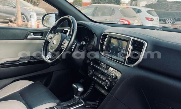 Buy Used Kia Sportage Black Car in Dakar in Dakar Buy Used Kia Sportage Black Car in Dakar in Dakar