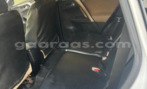 Buy Used Toyota Rav 4 Blanc Car in Dakar in Dakar Buy Used Toyota Rav 4 Blanc Car in Dakar in Dakar