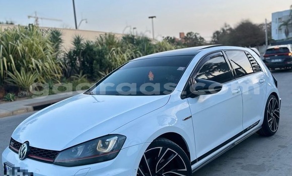 Acheter Occasion Voiture Volkswagen Golf Blanc à Dakar, Dakar