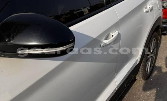 Acheter Occasion Voiture Hyundai Tucson Blanc à Dakar, Dakar Acheter Occasion Voiture Hyundai Tucson Blanc à Dakar, Dakar