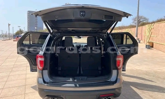 Dieundeu Occasion Ford Explorer Other Auto in Dakar in Dakar Dieundeu Occasion Ford Explorer Other Auto in Dakar in Dakar
