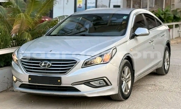 Acheter Occasion Voiture Hyundai Sonata Blanc à Dakar, Dakar Acheter Occasion Voiture Hyundai Sonata Blanc à Dakar, Dakar