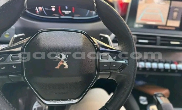 Dieundeu Occasion Peugeot 3008 Black Auto in Dakar in Dakar Dieundeu Occasion Peugeot 3008 Black Auto in Dakar in Dakar