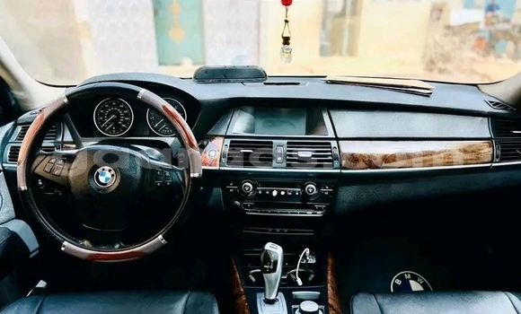 Buy Used BMW X5 White Car in Guinguinéo in Fatick Buy Used BMW X5 White Car in Guinguinéo in Fatick