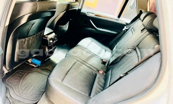 Buy Used BMW X5 White Car in Guinguinéo in Fatick Buy Used BMW X5 White Car in Guinguinéo in Fatick