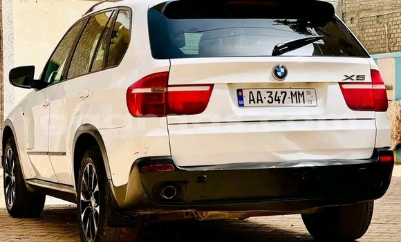 Dieundeu Occasion BMW X5 White Auto in Dakar in Dakar Dieundeu Occasion BMW X5 White Auto in Dakar in Dakar