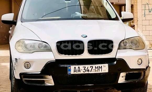 Dieundeu Occasion BMW X5 White Auto in Dakar in Dakar Dieundeu Occasion BMW X5 White Auto in Dakar in Dakar
