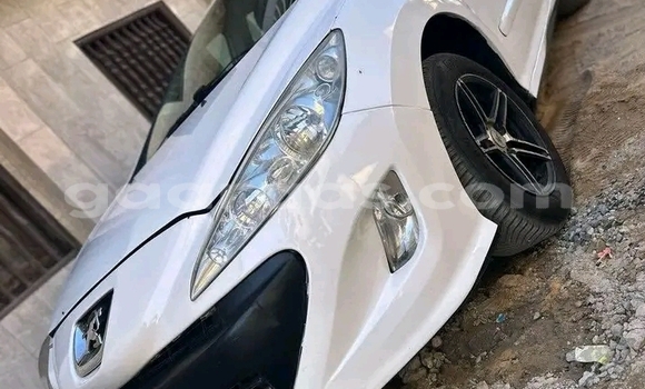 Buy Used Peugeot 308 White Car in Dakar in Dakar Buy Used Peugeot 308 White Car in Dakar in Dakar
