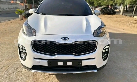 Dieundeu Occasion Kia Sportage White Auto in Dakar in Dakar Dieundeu Occasion Kia Sportage White Auto in Dakar in Dakar
