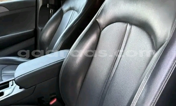 Dieundeu Occasion Hyundai Sonata White Auto in Dakar in Dakar Dieundeu Occasion Hyundai Sonata White Auto in Dakar in Dakar