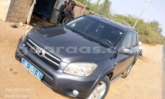 Acheter Occasion Voiture Toyota RAV4 Noir à Dakar, Dakar Acheter Occasion Voiture Toyota RAV4 Noir à Dakar, Dakar