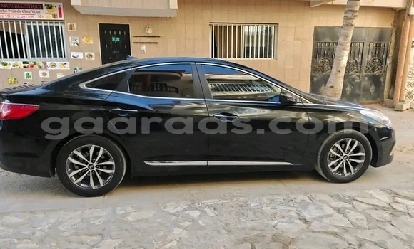 Dieundeu Occasion Hyundai Grandeur Black Auto in Dakar in Dakar Dieundeu Occasion Hyundai Grandeur Black Auto in Dakar in Dakar