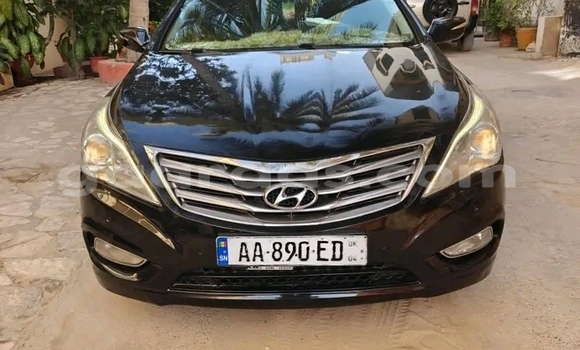 Dieundeu Occasion Hyundai Grandeur Black Auto in Dakar in Dakar Dieundeu Occasion Hyundai Grandeur Black Auto in Dakar in Dakar