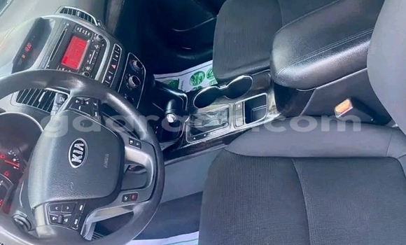 Dieundeu Occasion Kia Sorento White Auto in Dakar in Dakar Dieundeu Occasion Kia Sorento White Auto in Dakar in Dakar