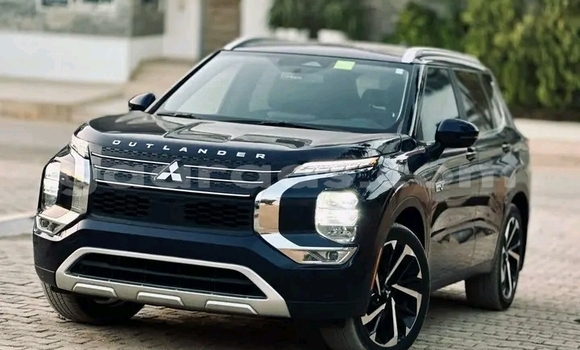 Dieundeu Occasion Mitsubishi Outlander Black Auto in Dakar in Dakar Dieundeu Occasion Mitsubishi Outlander Black Auto in Dakar in Dakar