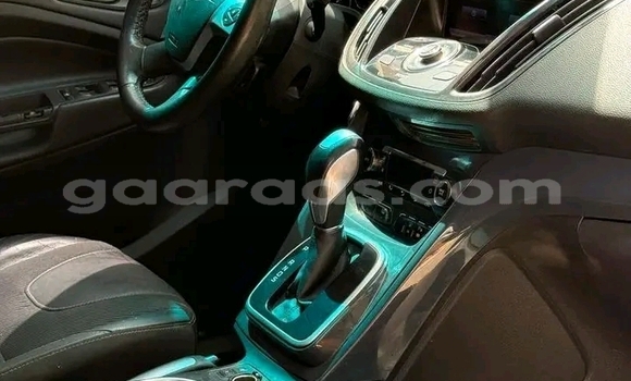 Dieundeu Occasion Ford Escape Blue Auto in Dakar in Dakar Dieundeu Occasion Ford Escape Blue Auto in Dakar in Dakar