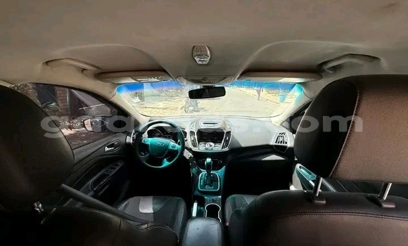 Dieundeu Occasion Ford Escape Blue Auto in Dakar in Dakar Dieundeu Occasion Ford Escape Blue Auto in Dakar in Dakar